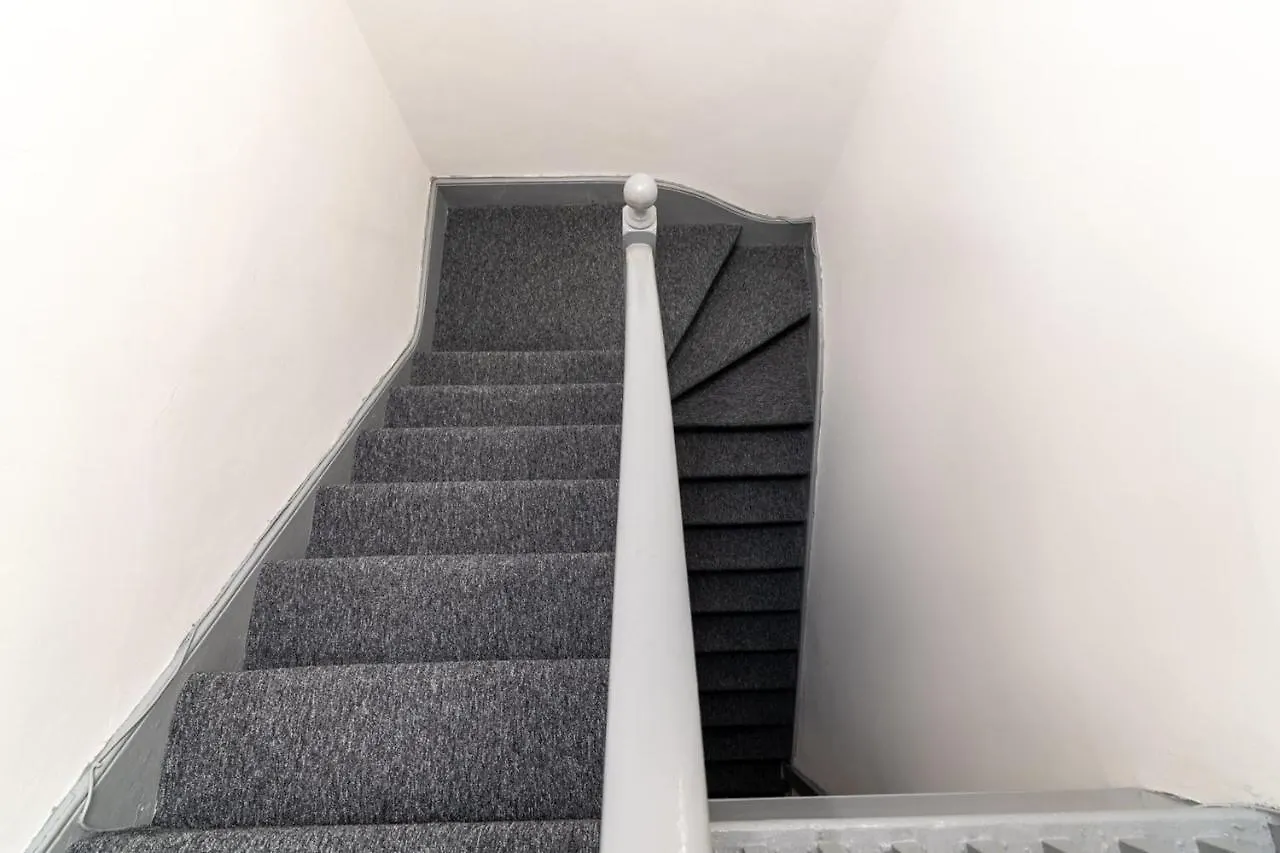 Tatil Evi Guestready - Relaxing Hotel-Style Rooms Londra